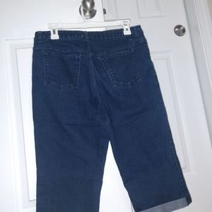 Women's capris